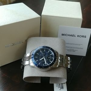 Michael Kors 7153 watch